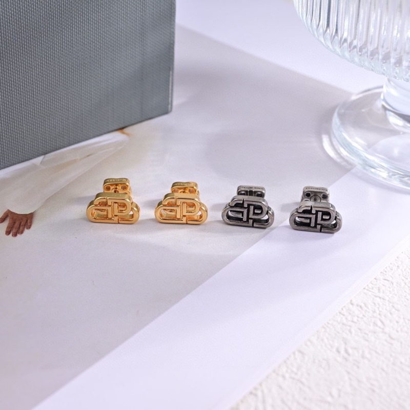 Ba1en*iaga earrings